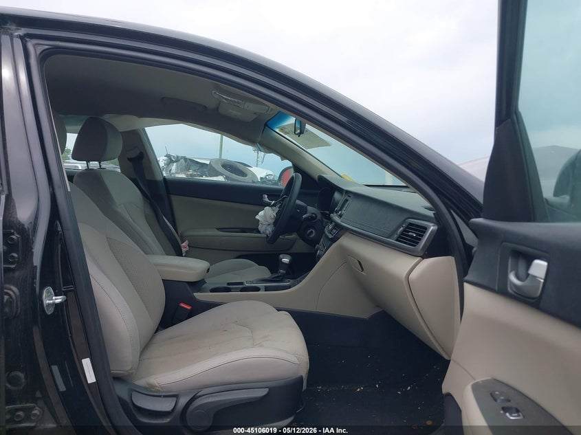 2017 Kia Optima VIN 5XXGT4L33HG155171 IAAI salvage auction — UNKNOWN, Salvage (Illinois), sold $475 on 2026-07-14 (photo 5)
