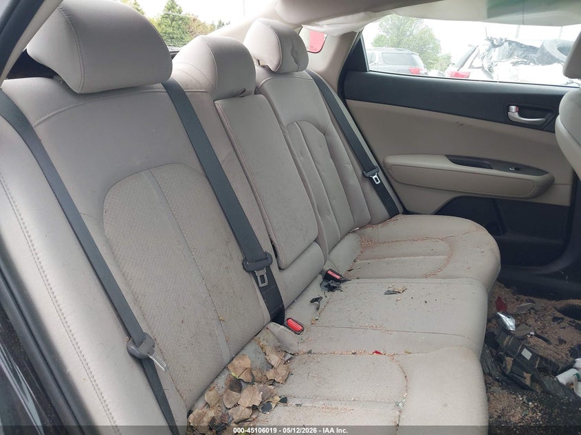 2017 Kia Optima VIN 5XXGT4L33HG155171 IAAI salvage auction — UNKNOWN, Salvage (Illinois), sold $475 on 2026-07-14 (photo 8)