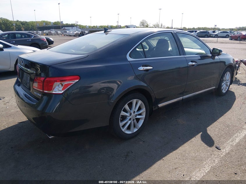 2010 Lexus Es 350 VIN JTHBK1EGXA2344843 IAAI salvage auction — WATER/FLOOD, Salvage (New Jersey), sold $500 on 2026-07-20 (photo 4)
