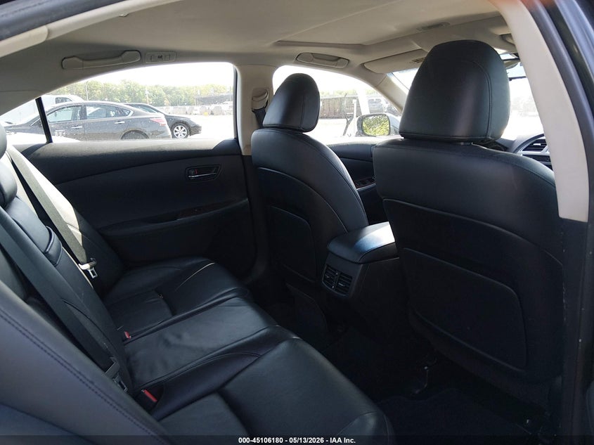 2010 Lexus Es 350 VIN JTHBK1EGXA2344843 IAAI salvage auction — WATER/FLOOD, Salvage (New Jersey), sold $500 on 2026-07-20 (photo 8)