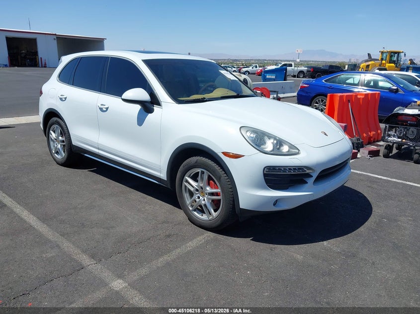 2014 Porsche Cayenne VIN WP1AA2A28ELA93187 IAAI salvage auction — UNKNOWN, Salvage (Nevada), sold $3,650 on 2026-07-31 (photo 1)