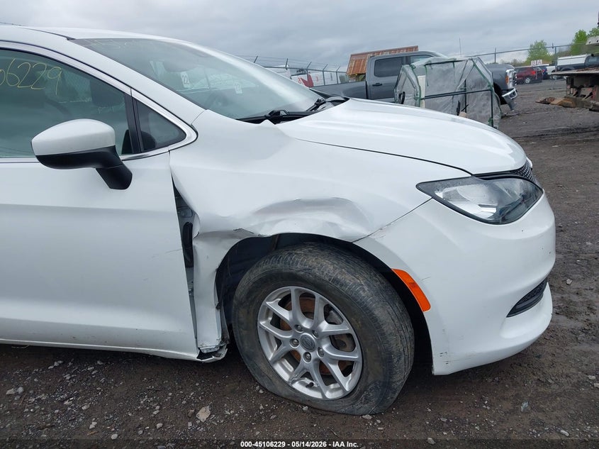 2023 Chrysler Voyager VIN 2C4RC1CG5PR568497 IAAI salvage auction — RIGHT FRONT, Mv-907A (New York), sold $6,250 on 2026-07-09 (photo 6)