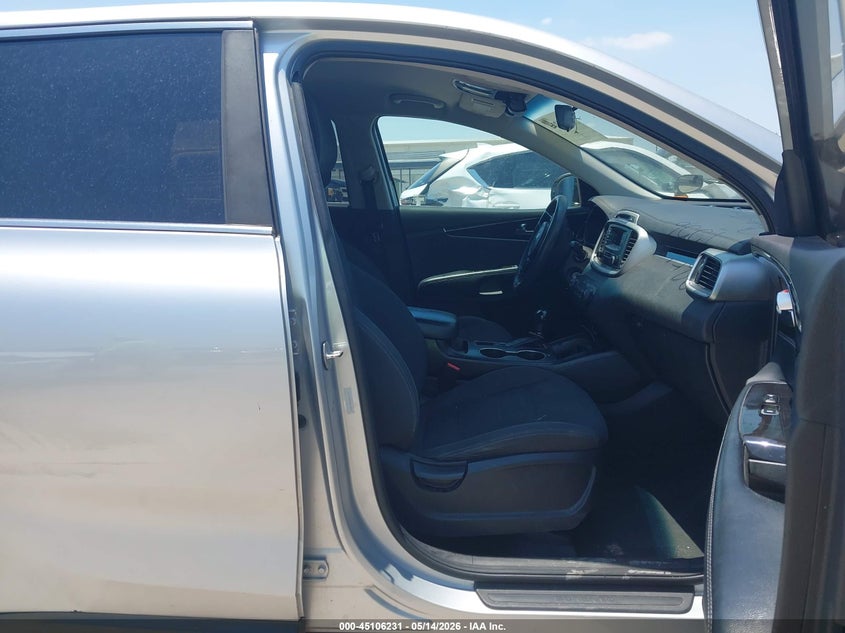 2016 Kia Sorento VIN 5XYPG4A32GG124477 IAAI salvage auction — FRONT END, Original (Texas), sold $25 on 2026-07-30 (photo 5)