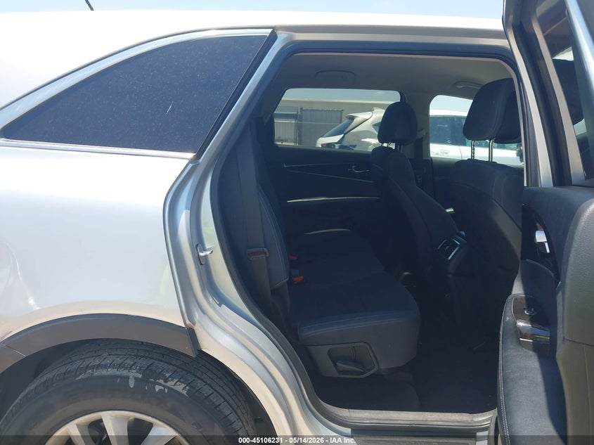 2016 Kia Sorento VIN 5XYPG4A32GG124477 IAAI salvage auction — FRONT END, Original (Texas), sold $25 on 2026-07-30 (photo 8)