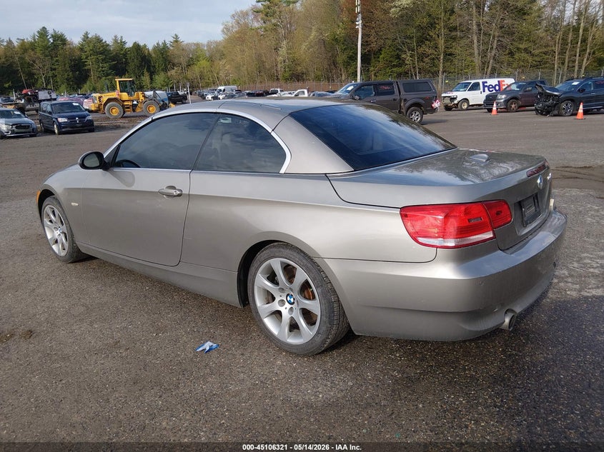 2009 BMW 3 series VIN WBAWL73509P179501 IAAI salvage auction — RIGHT SIDE, Salvage (Maine), sold $1,350 on 2026-07-06 (photo 3)