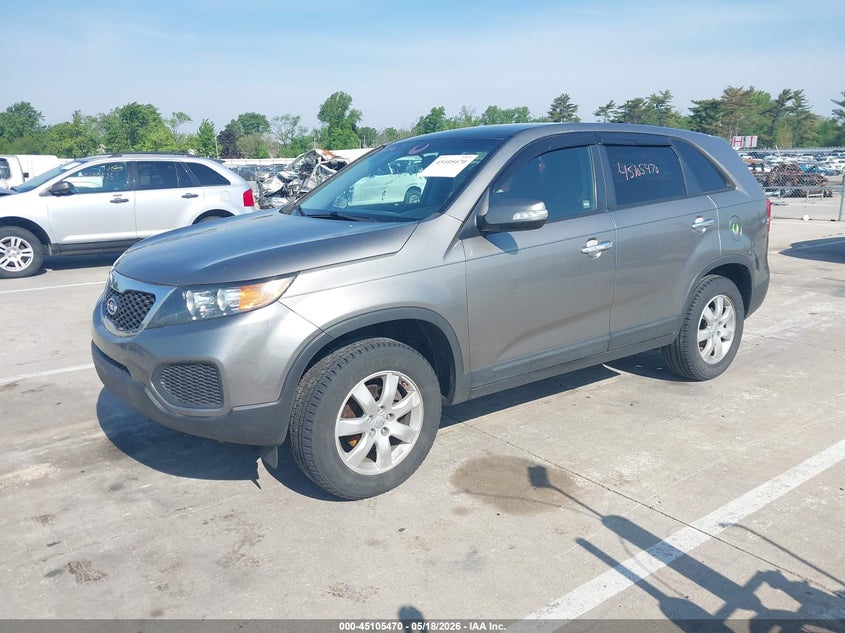 2012 Kia Sorento VIN 5XYKT3A11CG216897 IAAI salvage auction — HAIL, Clear (Indiana), sold $925 on 2026-07-17 (photo 2)
