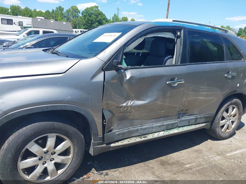 2012 Kia Sorento VIN 5XYKTDA2XCG283870 IAAI salvage auction — LEFT SIDE, Salvage (North Carolina), sold $650 on 2026-07-16 (photo 6)