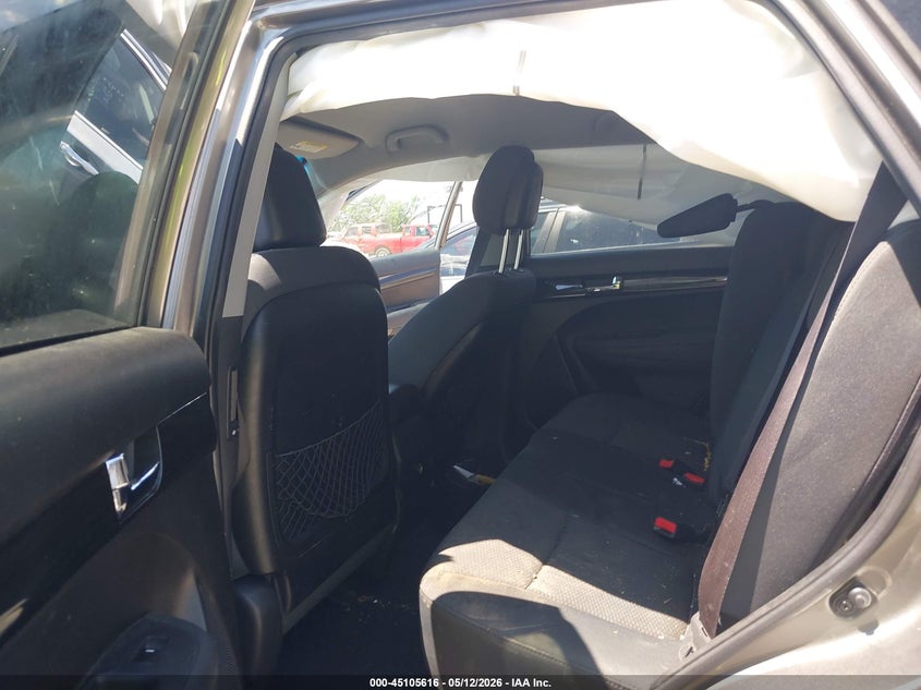 2012 Kia Sorento VIN 5XYKTDA2XCG283870 IAAI salvage auction — LEFT SIDE, Salvage (North Carolina), sold $650 on 2026-07-16 (photo 8)