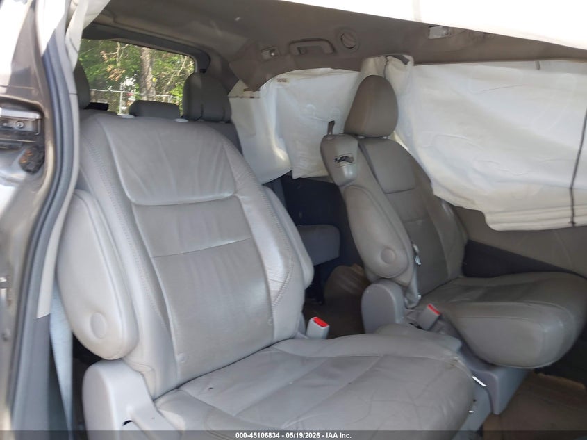 2017 Toyota Sienna VIN 5TDYZ3DC8HS782832 IAAI salvage auction — FRONT END, Mv-907A (New York), sold $1,950 on 2026-07-14 (photo 8)