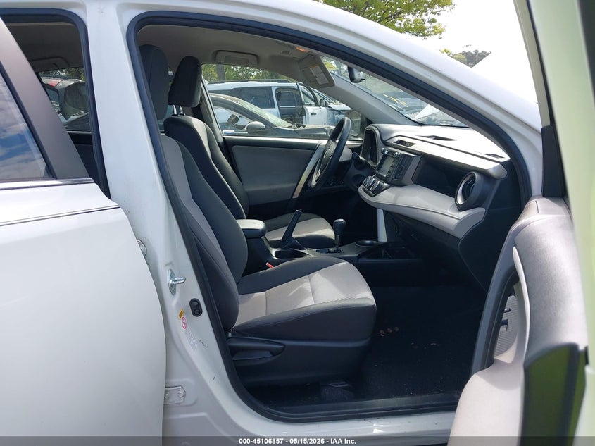 2015 Toyota Rav 4 VIN JTMBFREV3FJ040608 IAAI salvage auction — FRONT END, Salvage (Alabama), sold $4,950 on 2026-08-01 (photo 5)