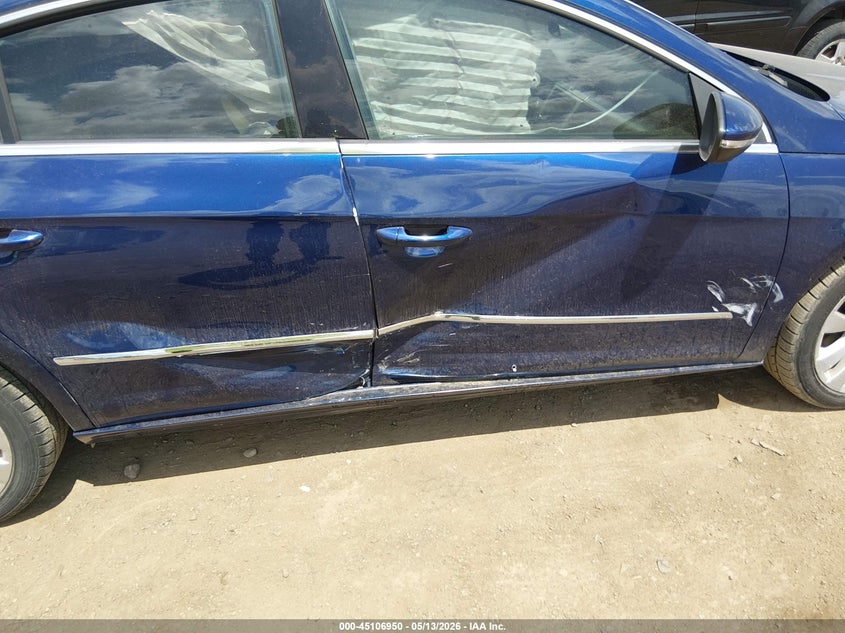 2010 Volkswagen Cc VIN WVWML7AN7AE500544 IAAI salvage auction — RIGHT SIDE, Salvage (Ohio), sold $625 on 2026-07-23 (photo 5)