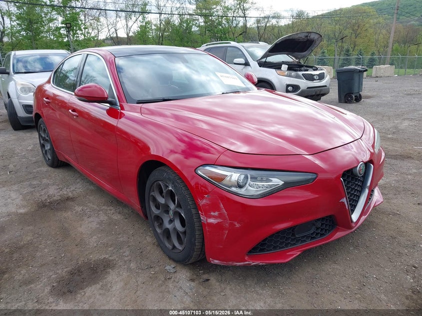 2017 Alfa romeo Giulia VIN ZARFAEDNXH7548588 IAAI salvage auction — RIGHT FRONT, Salvage Title, sold $2,000 on 2026-08-13 (photo 6)
