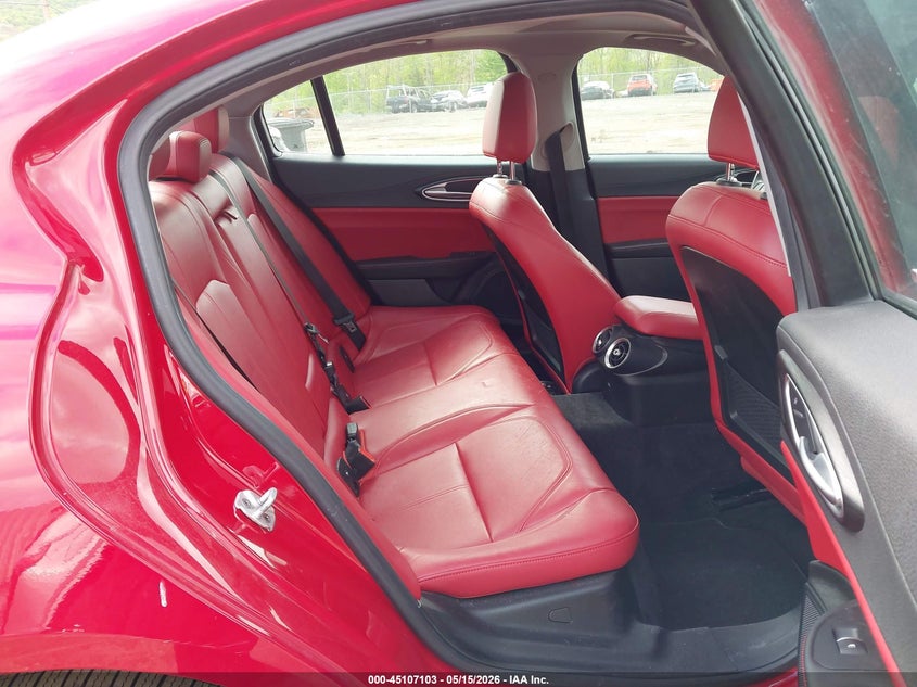 2017 Alfa romeo Giulia VIN ZARFAEDNXH7548588 IAAI salvage auction — RIGHT FRONT, Salvage Title, sold $2,000 on 2026-08-13 (photo 8)