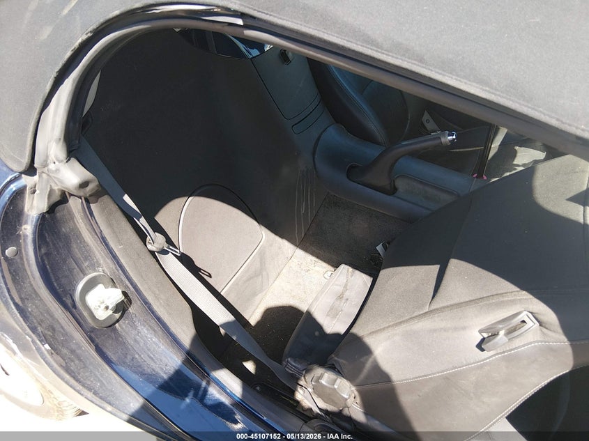 2007 Pontiac Solstice VIN 1G2MB35B17Y111549 IAAI salvage auction — RIGHT FRONT, Salvage (Missouri), sold $1,325 on 2026-09-09 (photo 8)
