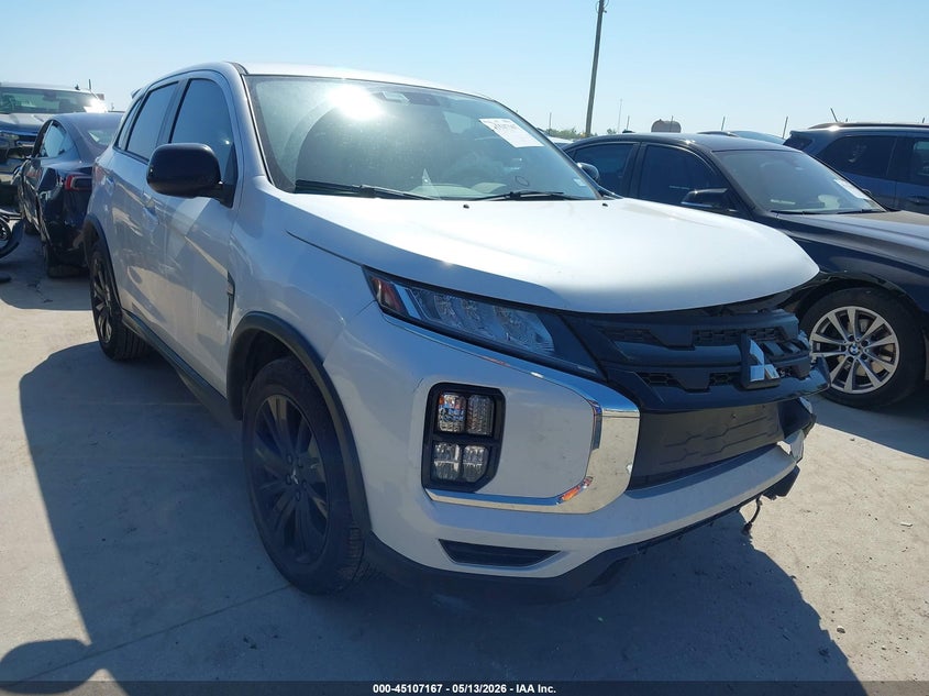 2023 Mitsubishi Outlander VIN JA4ARUAUXPU013239 IAAI salvage auction — FRONT END, Salvage (Texas), sold $5,250 on 2026-07-21 (photo 1)