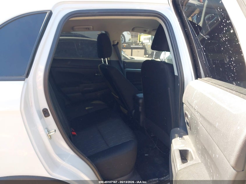 2023 Mitsubishi Outlander VIN JA4ARUAUXPU013239 IAAI salvage auction — FRONT END, Salvage (Texas), sold $5,250 on 2026-07-21 (photo 8)