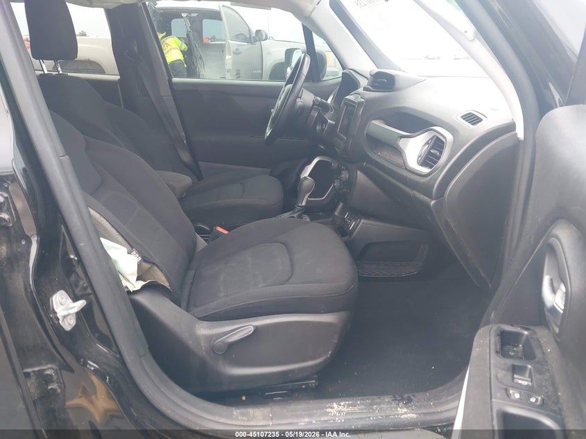 2019 Jeep Renegade VIN ZACNJABB5KPK87062 IAAI salvage auction — LEFT SIDE, Salvage (Illinois), sold $1,050 on 2026-08-11 (photo 5)