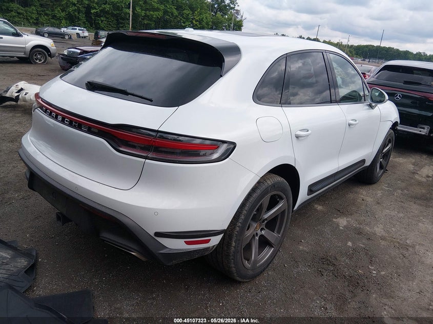 2022 Porsche Macan VIN WP1AA2A52NLB01696 IAAI salvage auction — FRONT END, Wait Title, sold $11,200 on 2026-08-12 (photo 4)
