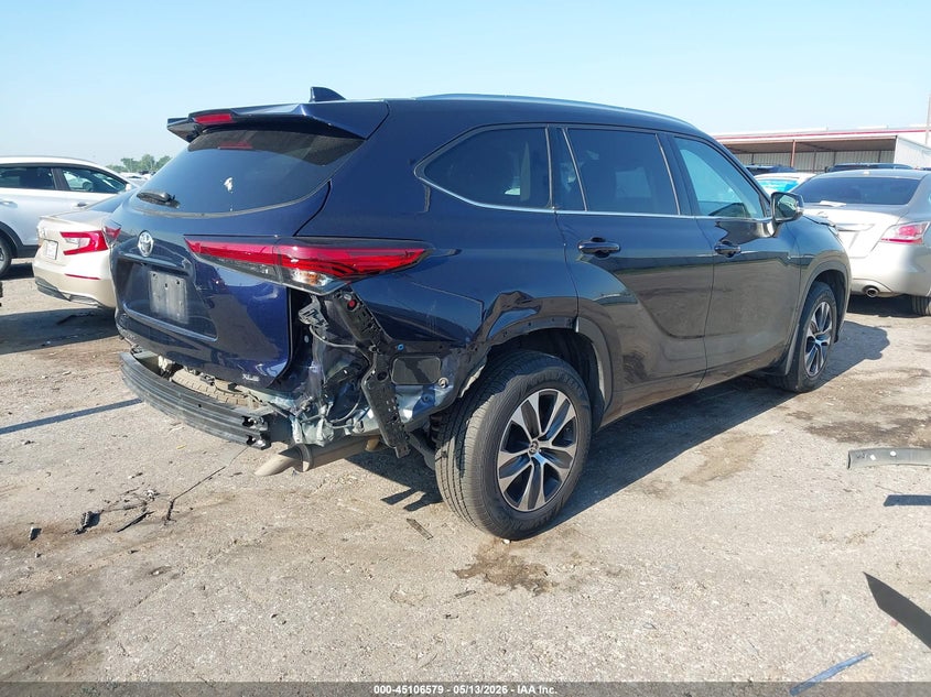 2021 Toyota Highlander VIN 5TDGZRAH3MS530513 IAAI salvage auction — REAR END, Original (Texas), sold $13,300 on 2026-08-02 (photo 4)
