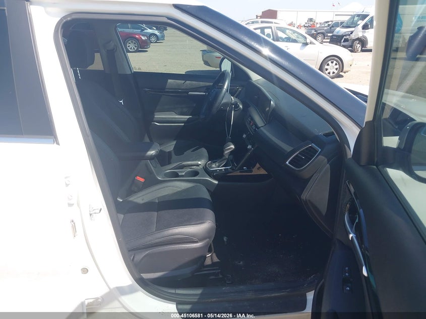 2024 Kia Seltos VIN KNDER2AA0R7490474 IAAI salvage auction — HAIL, Original (Texas), sold $9,150 on 2026-07-22 (photo 5)
