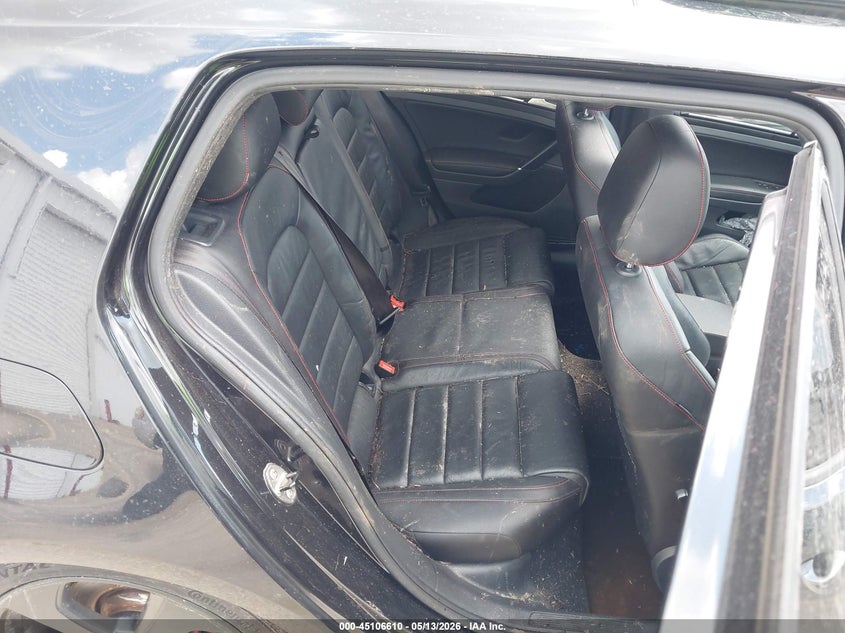 2017 Volkswagen Golf gti VIN 3VW447AUXHM051916 IAAI salvage auction — FRONT & REAR, Rebuildable (Florida), sold $800 on 2026-07-26 (photo 8)