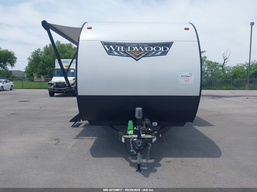 2023 Forest river 31kqbts wildwood VIN 4X4TWDG25P8810482 IAAI salvage auction — ALL OVER, Salvage (Texas), sold $13,850 on 2026-07-15 (photo 5)
