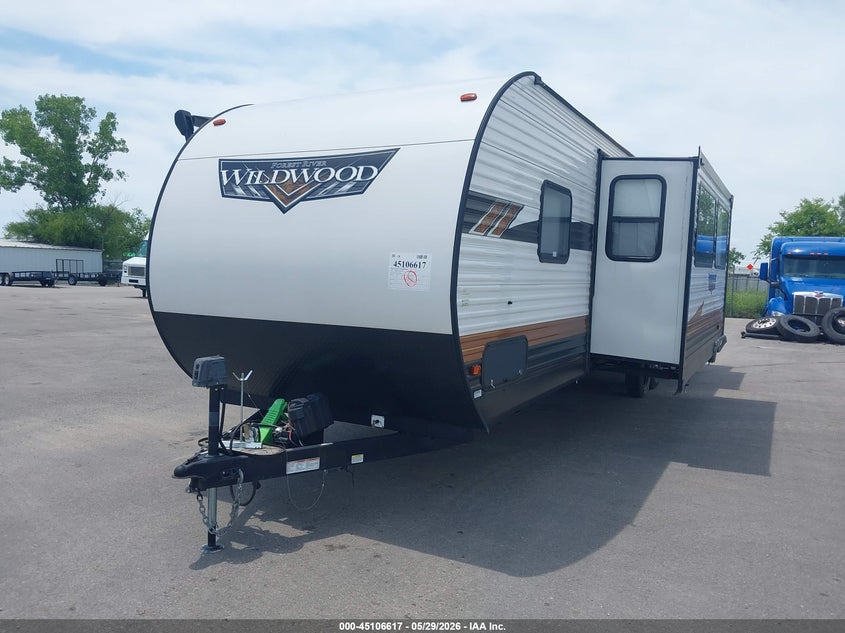 2023 Forest river 31kqbts wildwood VIN 4X4TWDG25P8810482 IAAI salvage auction — ALL OVER, Salvage (Texas), sold $13,850 on 2026-07-15 (photo 6)
