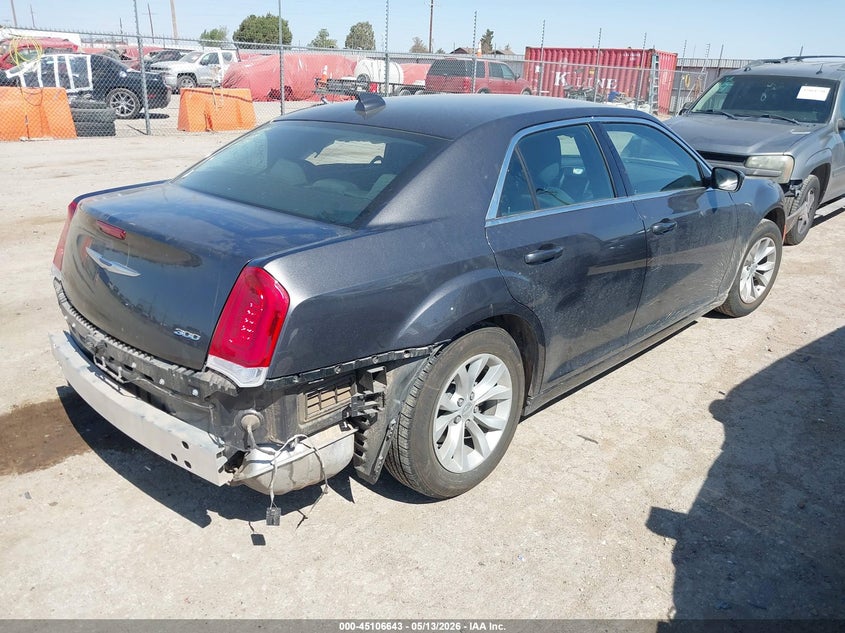2023 Chrysler 300 VIN 2C3CCAAG0PH684080 IAAI salvage auction — LEFT SIDE, Original (Texas), sold $8,275 on 2026-08-18 (photo 4)