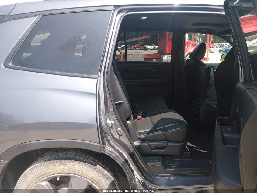 2021 Honda Passport VIN 5FNYF8H90MB024034 IAAI salvage auction — HAIL, Salvage (Kansas), sold $8,300 on 2026-07-15 (photo 8)
