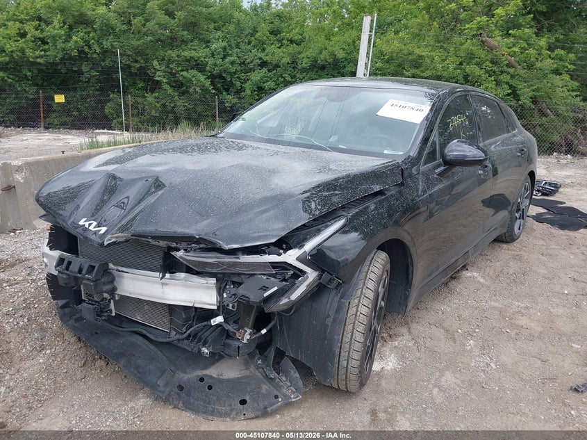2025 Kia K5 VIN KNAG34J79S5270596 IAAI salvage auction — RIGHT SIDE, Salvage Title, sold $2,350 on 2026-07-29 (photo 2)