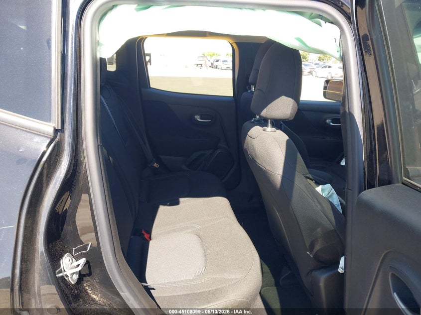 2021 Jeep Renegade VIN ZACNJCAB0MPM31682 IAAI salvage auction — FRONT END, Salvage (Kansas), sold $1,125 on 2026-07-24 (photo 8)