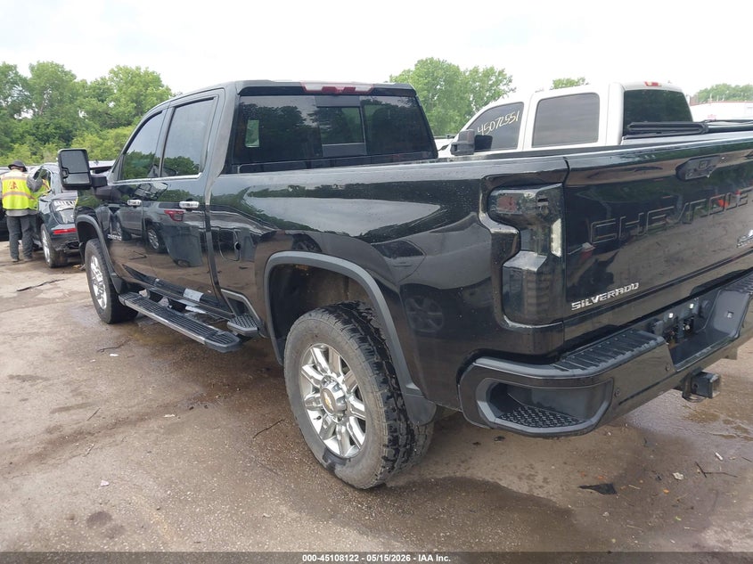 2021 Chevrolet Silverado VIN 1GC4YREY0MF318460 IAAI salvage auction — HAIL, Salvage Title, sold $20,000 on 2026-09-10 (photo 3)