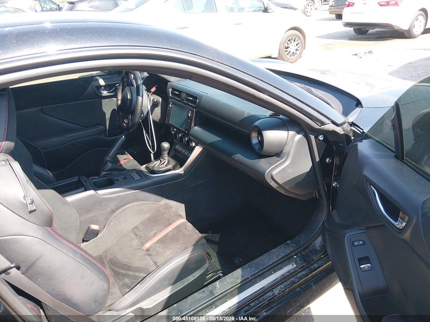 2022 Subaru Brz VIN JF1ZDBF1XN8700260 IAAI salvage auction — WATER/FLOOD, Salvage (Texas), sold $4,150 on 2026-07-07 (photo 5)