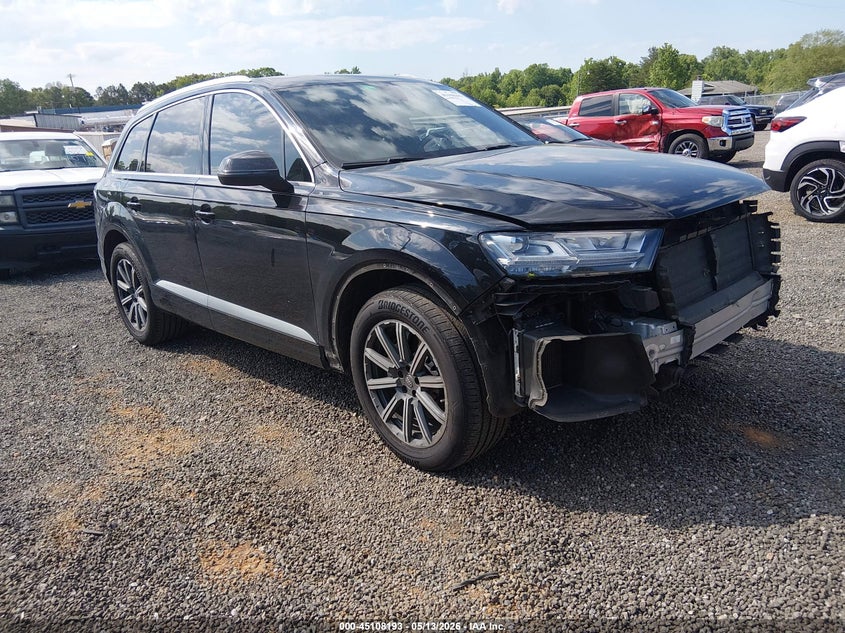 2017 Audi Q7 VIN WA1VAAF72HD057070 — IAAI salvage auction photo