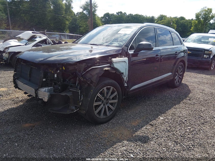 2017 Audi Q7 VIN WA1VAAF72HD057070 IAAI salvage auction — FRONT END, Salvage (South Carolina), sold $7,900 on 2026-07-28 (photo 2)