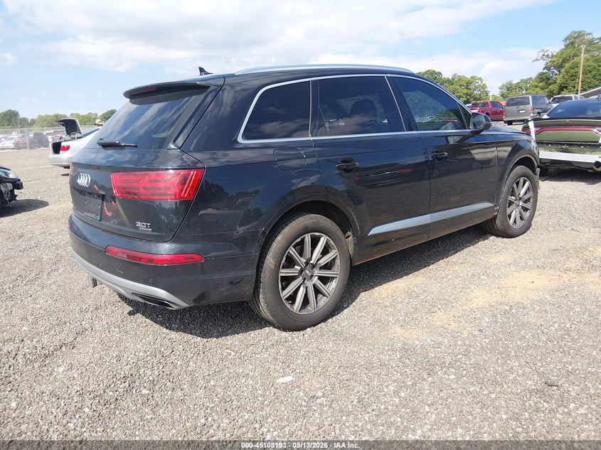 2017 Audi Q7 VIN WA1VAAF72HD057070 IAAI salvage auction — FRONT END, Salvage (South Carolina), sold $7,900 on 2026-07-28 (photo 4)