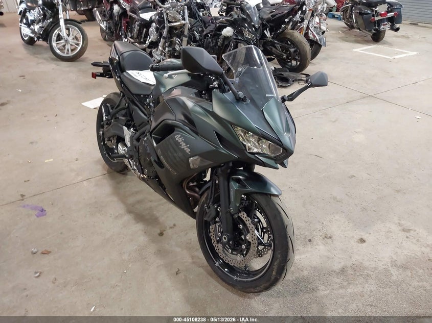2025 Kawasaki Ninja VIN ML5EXEP16SDAG6523 IAAI salvage auction — SIDE, Salvage (Indiana), sold $1,000 on 2026-07-21 (photo 1)