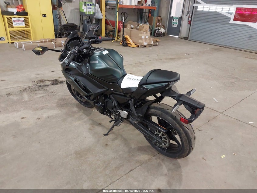 2025 Kawasaki Ninja VIN ML5EXEP16SDAG6523 IAAI salvage auction — SIDE, Salvage (Indiana), sold $1,000 on 2026-07-21 (photo 3)