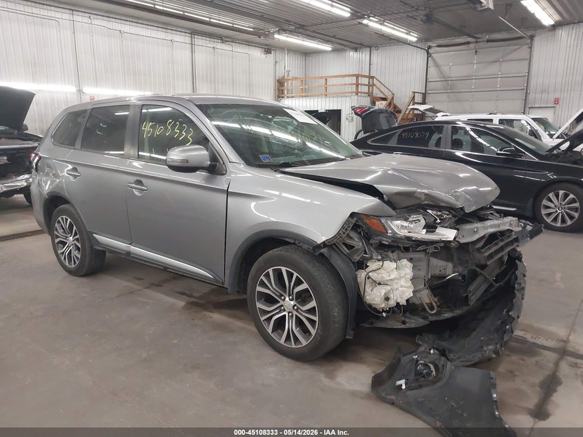 2018 Mitsubishi Outlander VIN JA4AZ3A35JZ038822 IAAI salvage auction — FRONT END, Prior Salvage (Minnesota), sold $975 on 2026-07-21 (photo 1)