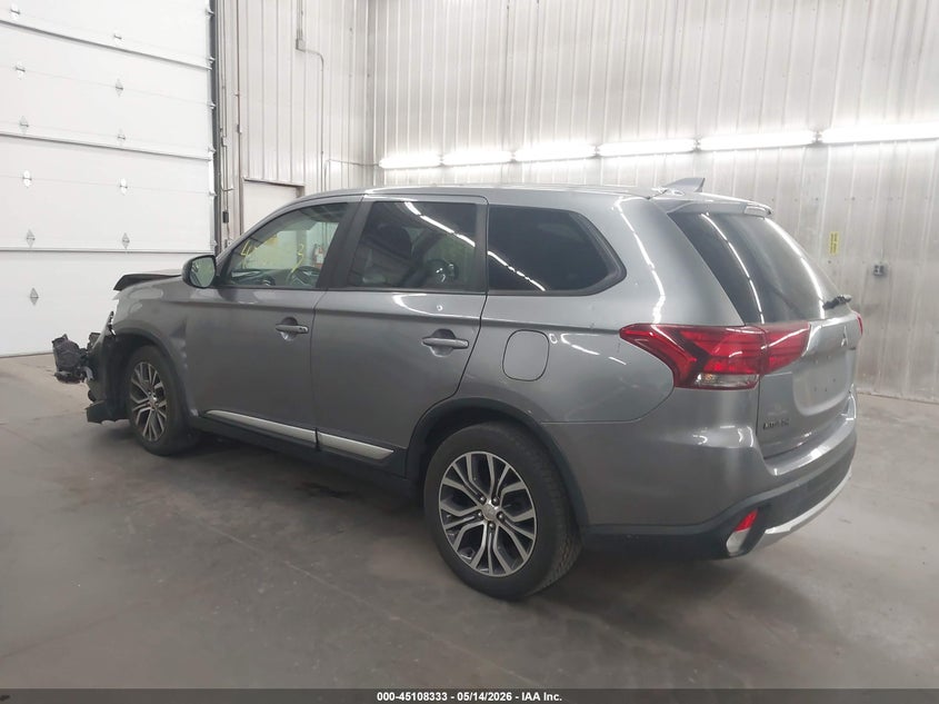 2018 Mitsubishi Outlander VIN JA4AZ3A35JZ038822 IAAI salvage auction — FRONT END, Prior Salvage (Minnesota), sold $975 on 2026-07-21 (photo 3)