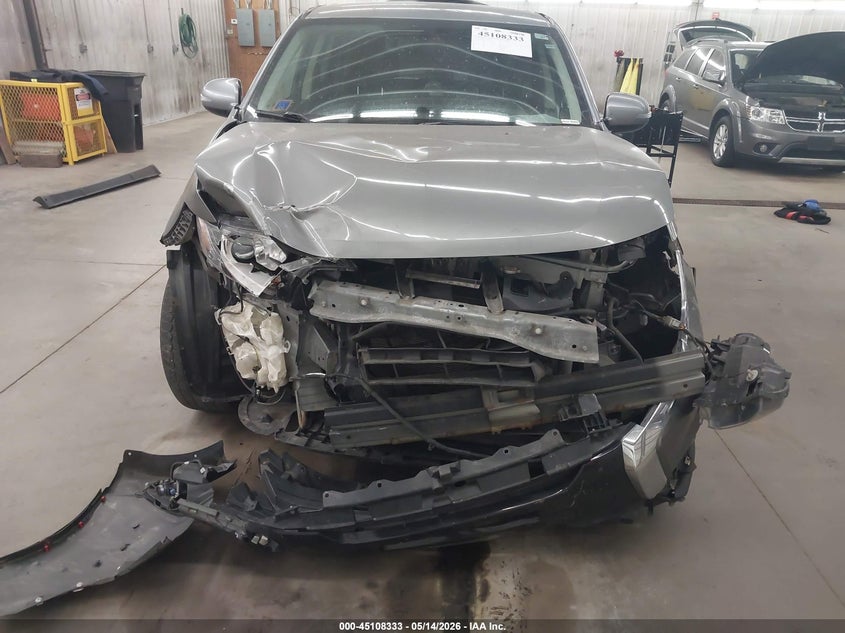 2018 Mitsubishi Outlander VIN JA4AZ3A35JZ038822 IAAI salvage auction — FRONT END, Prior Salvage (Minnesota), sold $975 on 2026-07-21 (photo 6)