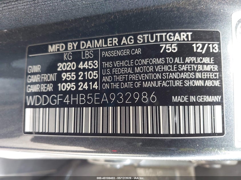 2014 Mercedes-benz C-klasse VIN WDDGF4HB5EA932986 IAAI salvage auction — REAR END, Salvage (California), sold $825 on 2026-07-17 (photo 9)