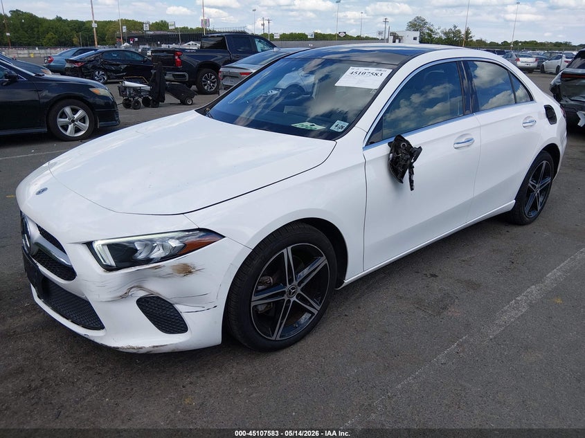 2021 Mercedes-benz A-klasse VIN W1K3G4FB8MJ305308 IAAI salvage auction — RIGHT SIDE, Salvage Title, sold $1,700 on 2026-07-27 (photo 2)