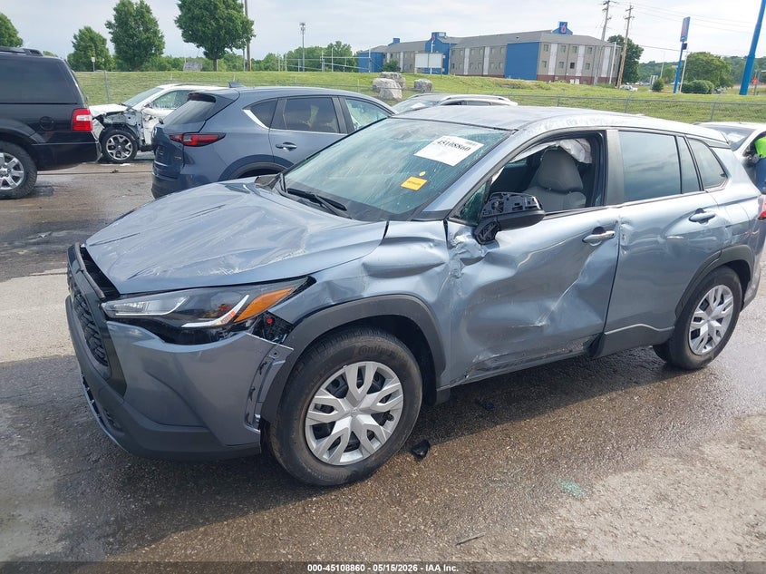 2022 Toyota Corolla cross VIN 7MUAAAAGXNV030989 IAAI salvage auction — LEFT SIDE, Salvage (Missouri), sold $5,100 on 2026-07-07 (photo 6)