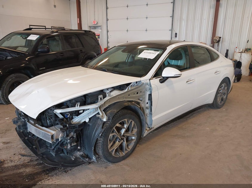 2020 Hyundai Sonata VIN 5NPEF4JA2LH050957 IAAI salvage auction — FRONT END, Clear (Michigan), sold $2,250 on 2026-07-19 (photo 2)