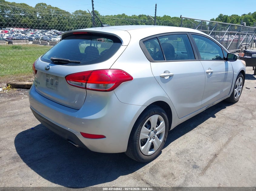 2016 Kia Forte VIN KNAFK5A87G5599902 IAAI salvage auction — LEFT FRONT, Salvage (North Carolina), sold $25 on 2026-07-30 (photo 4)