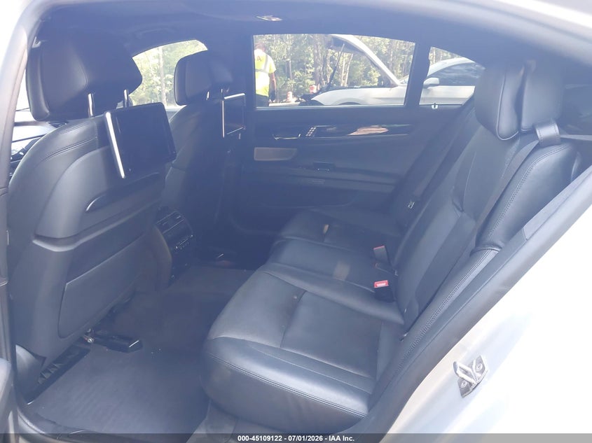 2013 BMW 7 series VIN WBAYE8C58DDS15910 IAAI salvage auction — LEFT FRONT, Salvage (Virginia), sold $4,450 on 2026-07-21 (photo 8)