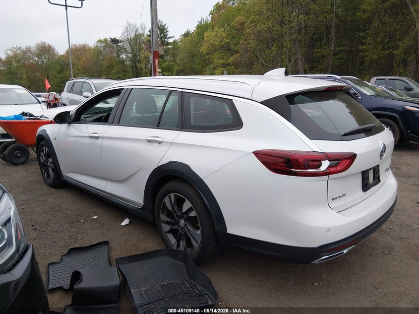 2018 Buick Regal VIN W04GV8SX4J1103257 IAAI salvage auction — FRONT END, Salvage (Massachusetts), sold $950 on 2026-07-07 (photo 3)