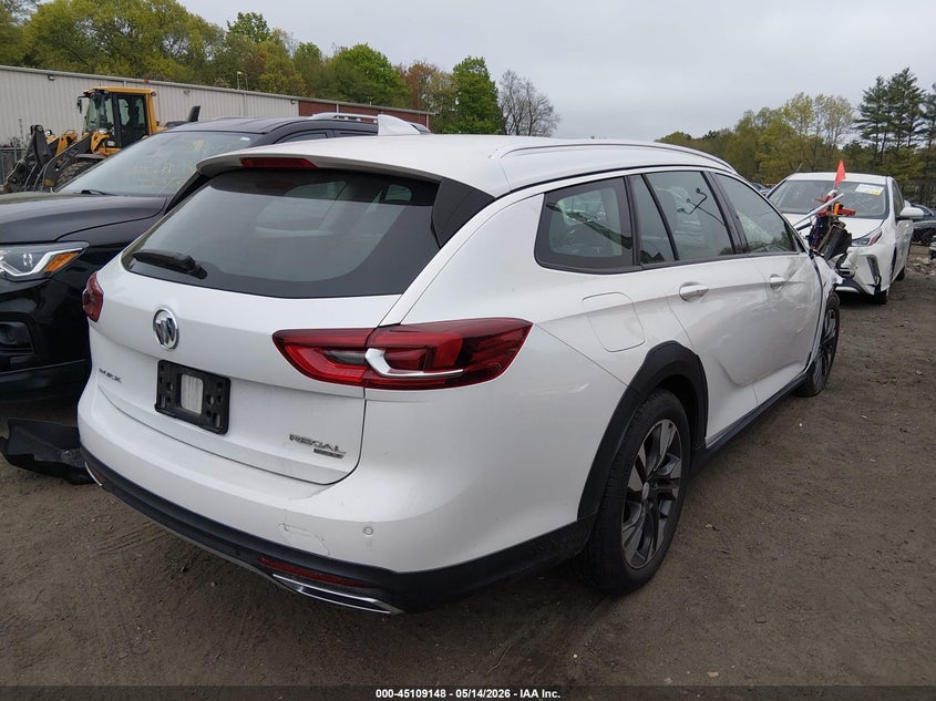2018 Buick Regal VIN W04GV8SX4J1103257 IAAI salvage auction — FRONT END, Salvage (Massachusetts), sold $950 on 2026-07-07 (photo 4)
