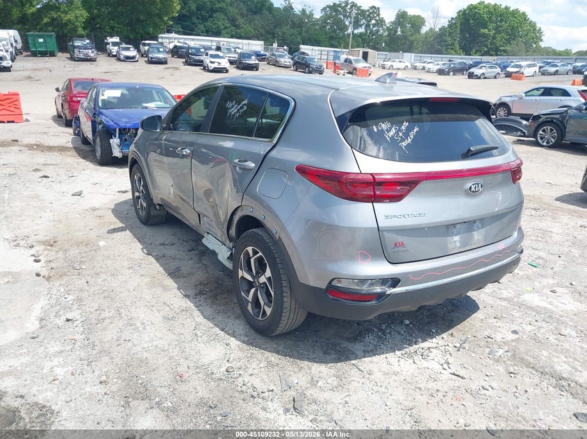 2021 Kia Sportage VIN KNDPMCAC4M7898287 IAAI salvage auction — SIDE, Salvage Title, sold $3,100 on 2026-07-22 (photo 3)